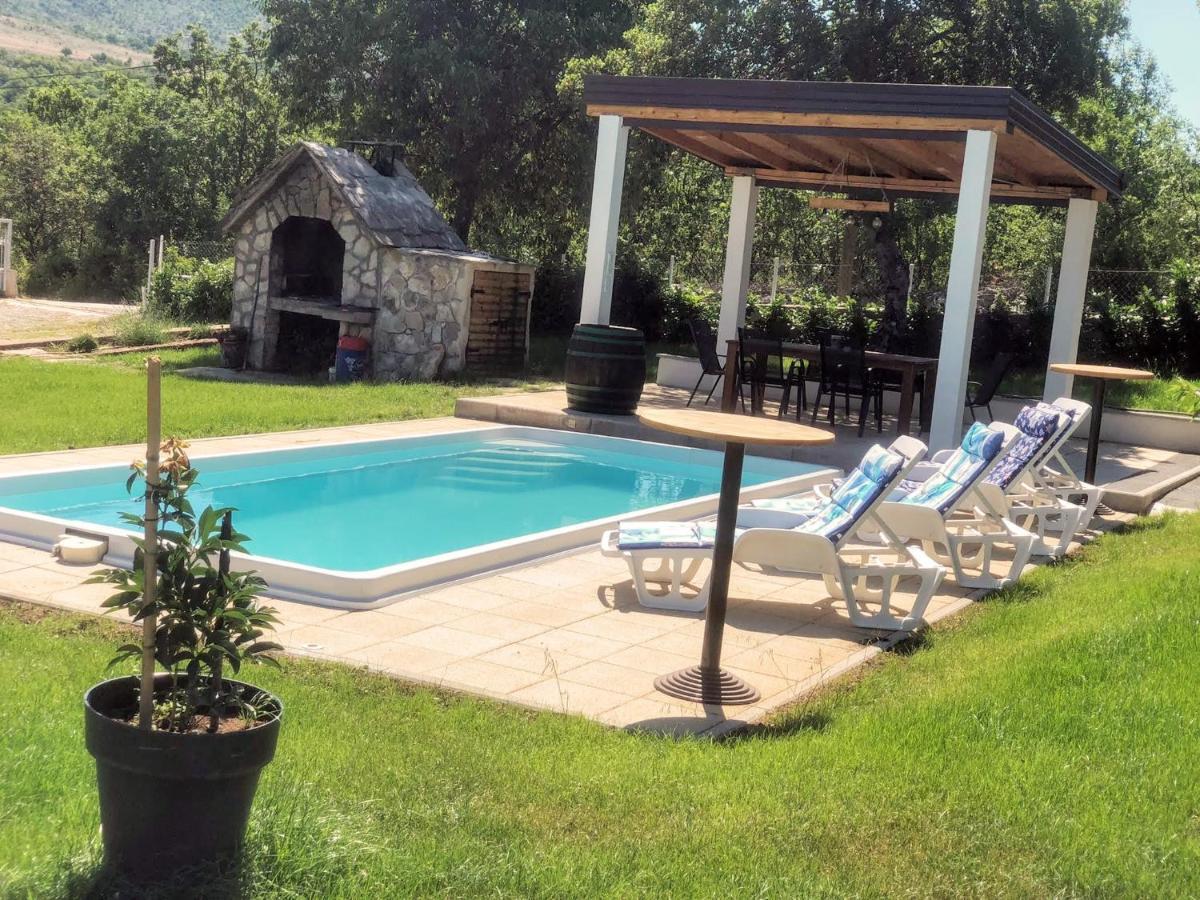 Villa Marie With Pool, Two Bedrooms For 4+2Kids Cavoglave Exterior foto